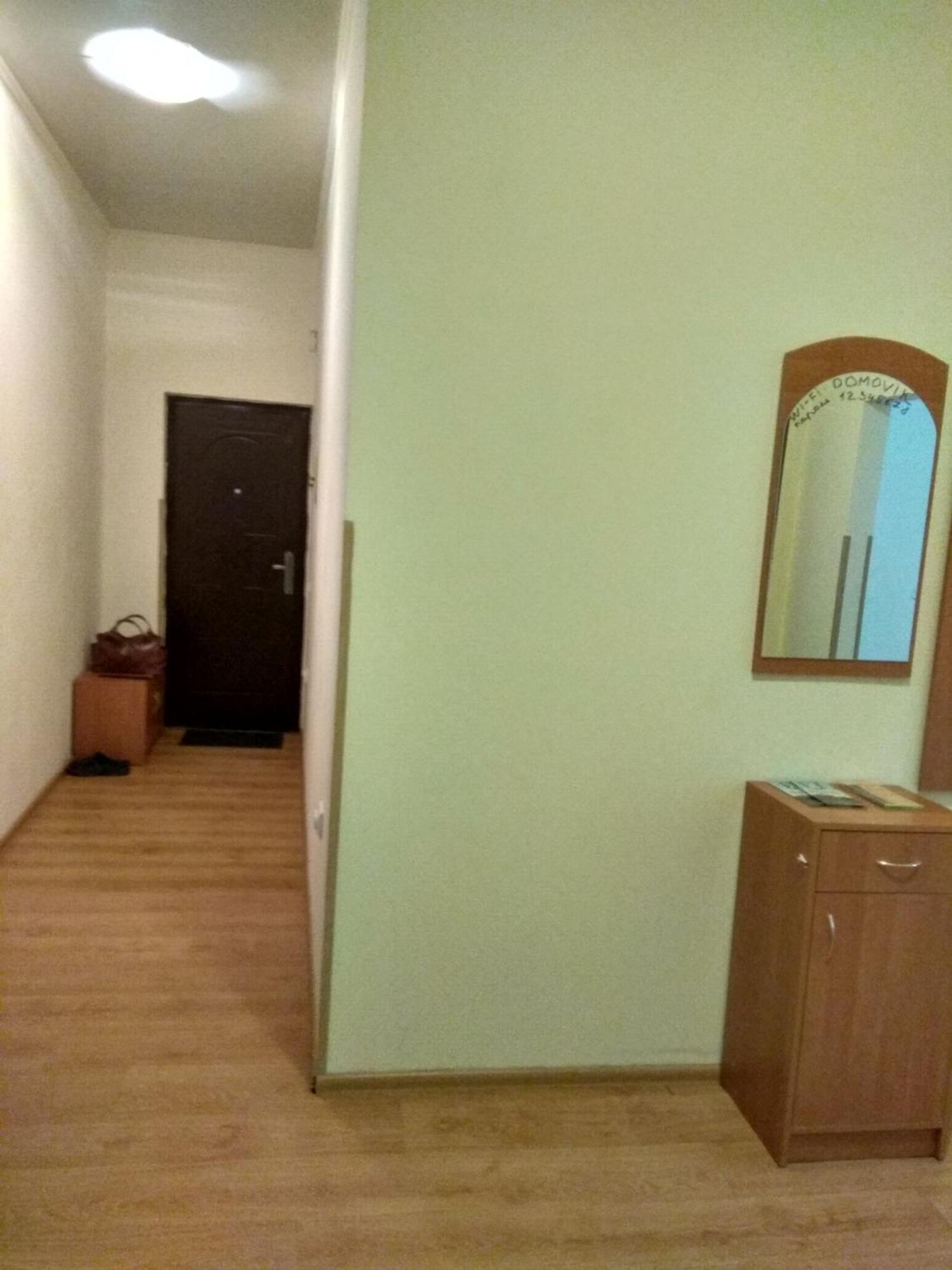 Apartments Domovik On Beregovskaya 3 Munkács Szoba fotó