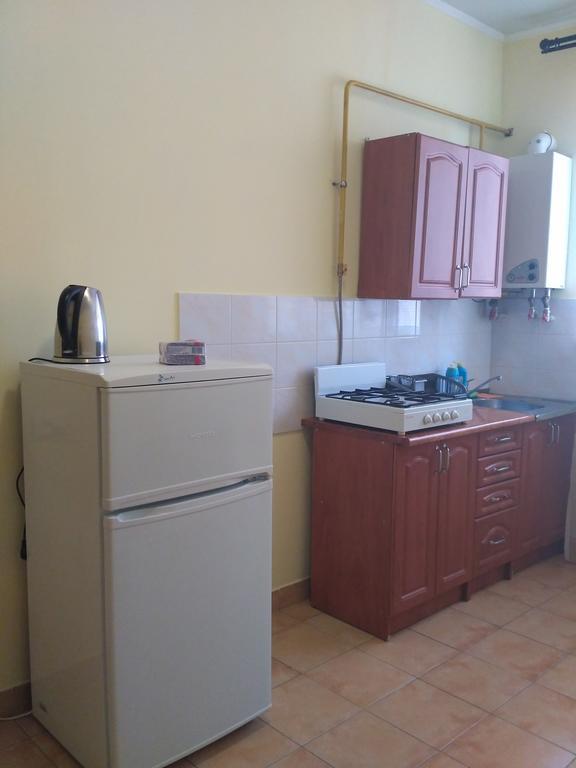 Apartments Domovik On Beregovskaya 3 Munkács Kültér fotó
